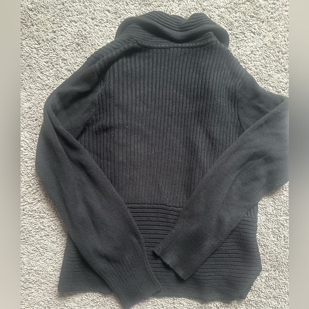 H&M black cardigan. - Picture 3 of 3
